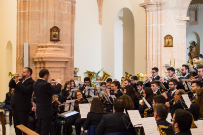 Actuación de Dani de Baza en el concierto de Cuaresma de la Banda de Música de Tobarra