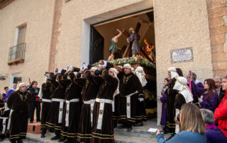 Salida del Paso Gordo de la Iglesia de la Encarnación de Tobarra el Jueves Santo de 2024